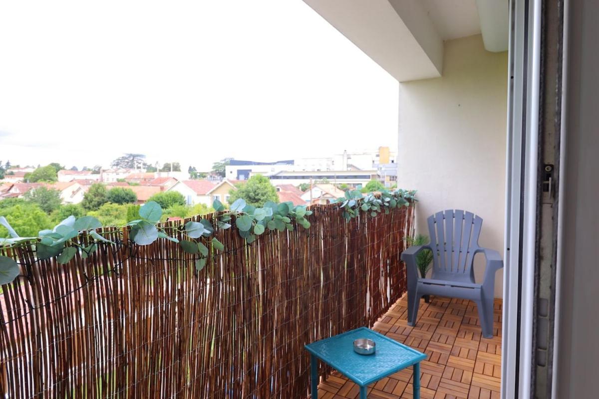 Le Ambroise - T3 Spacieux Et Calme Avec Parking Gratuit แบร์เฌอรัก ห้อง รูปภาพ