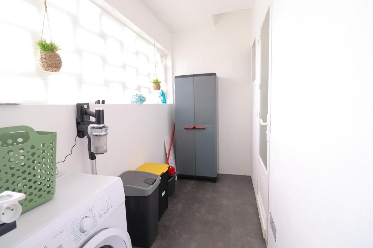 Le Ambroise - T3 Spacieux Et Calme Avec Parking Gratuit แบร์เฌอรัก ห้อง รูปภาพ