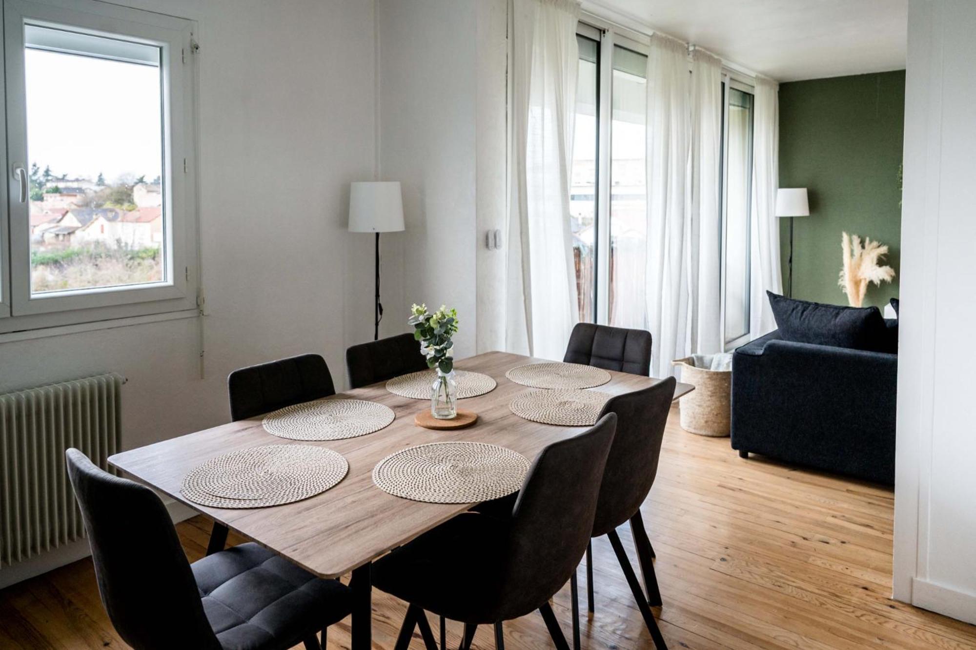 Le Ambroise - T3 Spacieux Et Calme Avec Parking Gratuit แบร์เฌอรัก ห้อง รูปภาพ