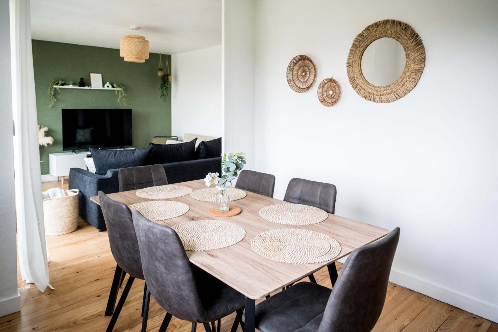 Le Ambroise - T3 Spacieux Et Calme Avec Parking Gratuit แบร์เฌอรัก ห้อง รูปภาพ
