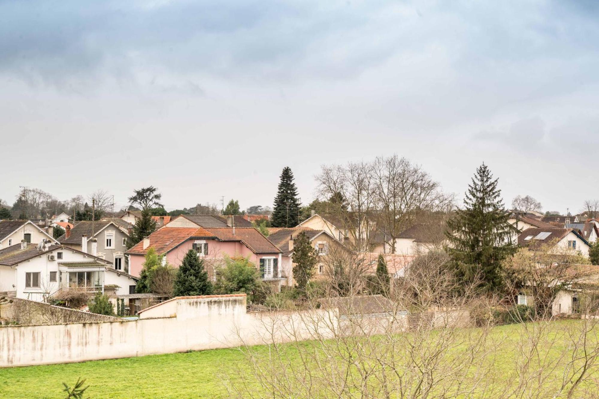 Le Ambroise - T3 Spacieux Et Calme Avec Parking Gratuit แบร์เฌอรัก ภายนอก รูปภาพ